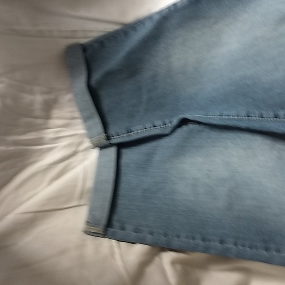 Jeans - Picture 3 of 5